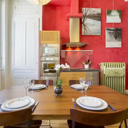 Le Canut Apartment
